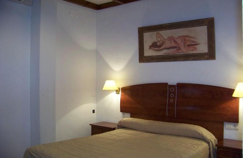 Bollullos Par del Condado House | Hostal El Lirio