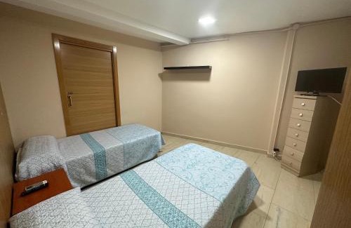 Arroyomolinos House | Hostal El Gaitero