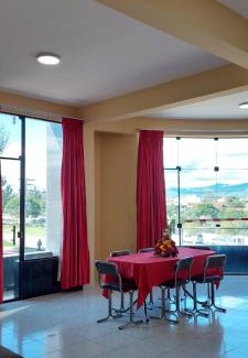 Tarija House | Hostal El Paraiso