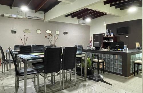 El Cangrejo House | Hostal EL Prado