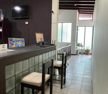 El Cangrejo House | Hostal EL Prado