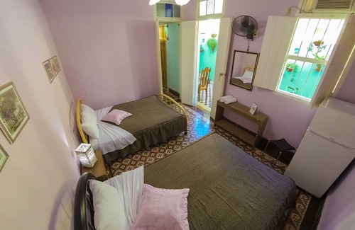 Santa Clara House | Hostal Familia Rivalta