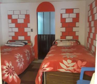 Copacabana Hotel | Hostal La Casa del Sol