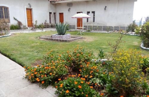 Copacabana House | Hostal La Chacarilla