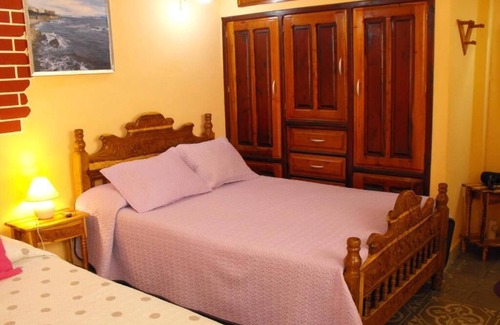 Cienfuegos House | Hostal La Escala