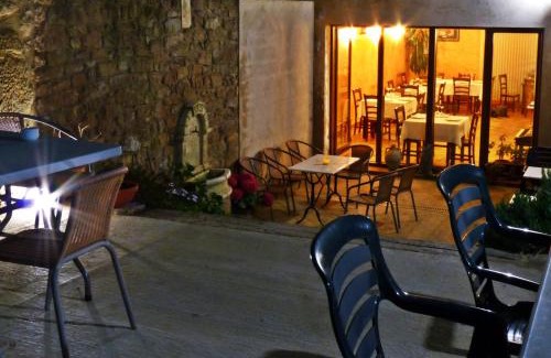 Buera House | Hostal La Fuente