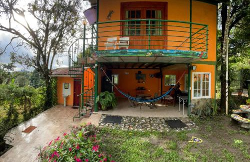 El Valle de Anton House | Hostal La India