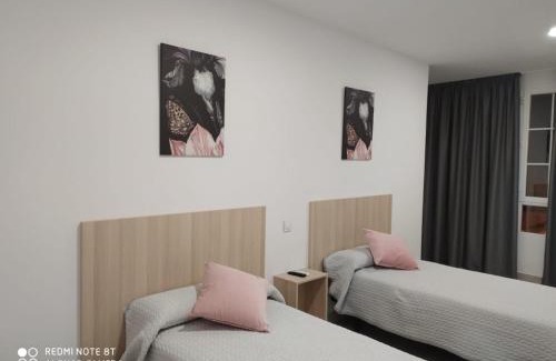 Santa Olalla House | Hostal la taurina