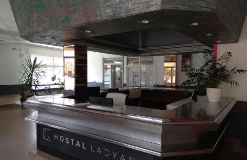 La Estacion House | Hostal Lady Ana María