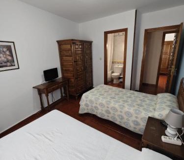 Villalcazar de Sirga House | Hostal las Cantigas