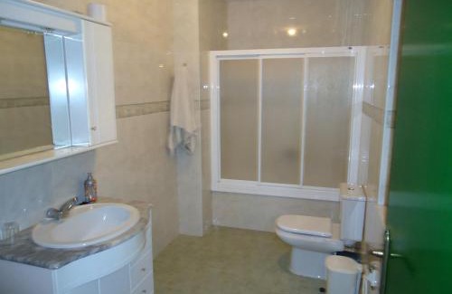 Baena House | Hostal Los Claveles