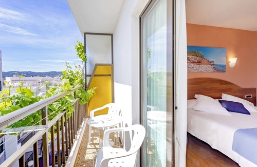 Sant Antoni de Portmany House | Hostal Manolita