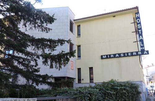 Bustarviejo House | Hostal Mirasierra
