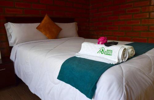 Banos de Agua Santa Hostel | Hostal Monte Carmelo