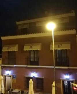Huevar del Aljarafe House | Hostal Pechi