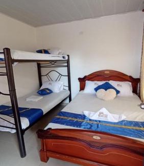 El Colegio House | Hostal Quebrada Verde