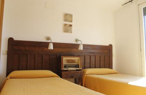 Villarrubio House | Hostal Restaurante Bustos