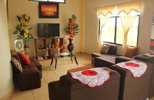 Puerto Baquerizo Moreno House | Hostal Romy