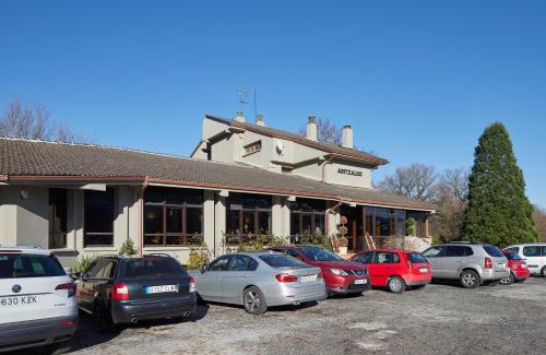 Etxarri-Aranatz House | Hostal Rural Aritzalko