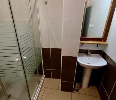 Sahagun House | Hostal Sahagún