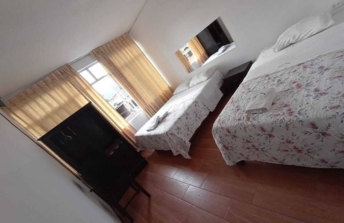 Chimbote House | Hostal San Antonio, free internet, cochera