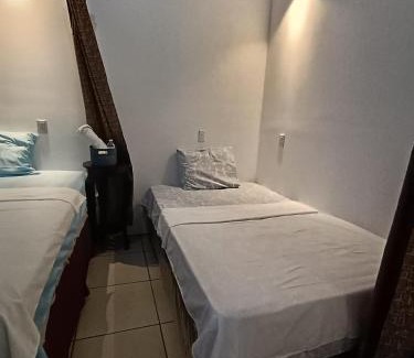 La Union House | Hostal Santa Marta