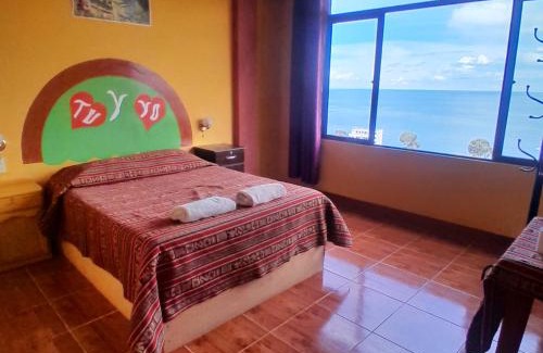 Copacabana House | Hostal Sol y Lago