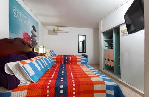 Cali House | Hostal Tequendama Martha Santamaria