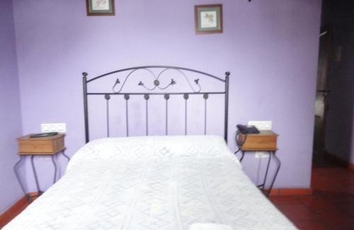 Allepuz House | Hostal Venta Liara