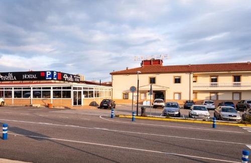 San Pedro de Merida House | Hostal Viñuela