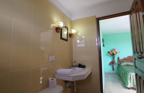 La Boca House | Hostal Zaira Kenia y Jorge Luis
