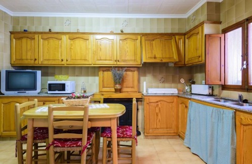 Rossell House | Hostalas by Interhome