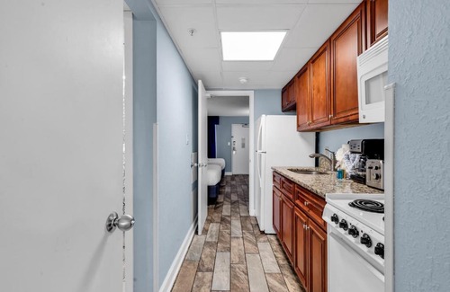 Myrtle Beach Apartment | Hosteeva Boardwalk Beachfront Condo