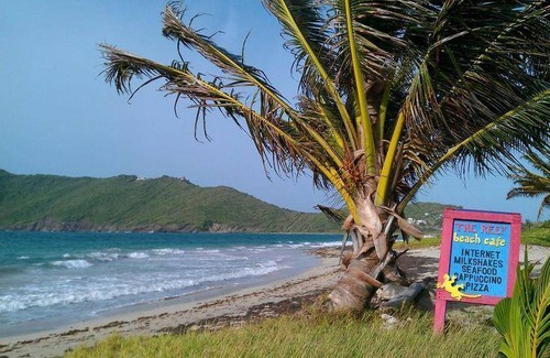 Vieux Fort Hostel | Hostel ∙ 8 guests