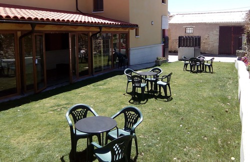 Hornillos del Camino House | Hostel for groups