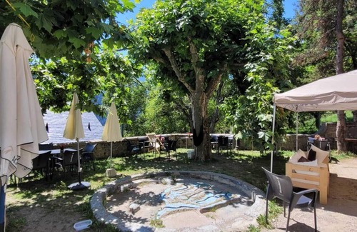 Sin Apartment | Hostel in Sin Valle de Chistau ideal for groups of mountain lovers.