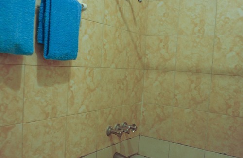 Montego Bay Hotel | Hostel room 6 beds at Hotel Glorianna