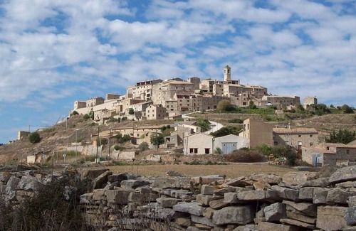 Fores House | Hostel type room for hikers and BTT's in La Ruta del Cister 110kms BCN