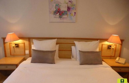 Bollezeele Hotel | Hostellerie Saint Louis
