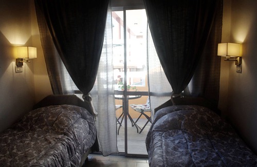 Villa Gesell Hotel | Hostería Robert