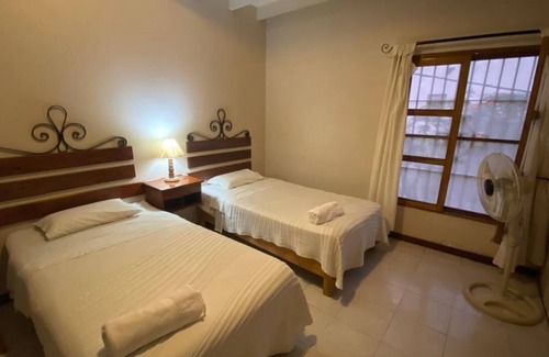 Huacachina Hotel | Hostería Suiza