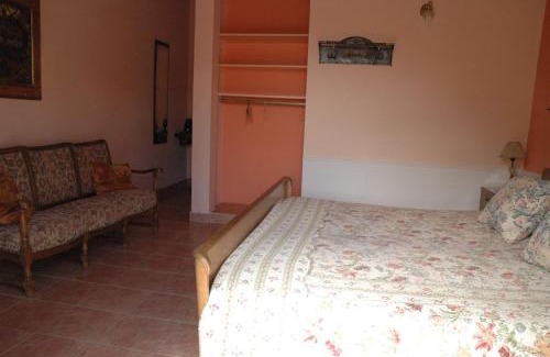 Capilla del Monte Hotel | Hosteria Amaneseres