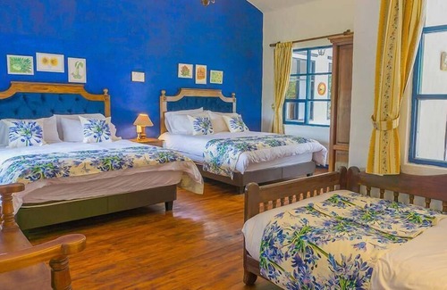San Juan de Iluman Hotel | Hosteria Hacienda Pinsaqui