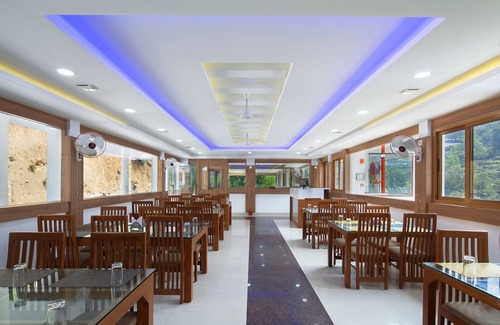 Kumily Hotel | Hostess Thekkady