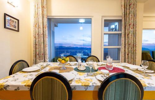 Shimla Apartment | Hostie Dale View North-3BHK, near Naldehra Golf course
