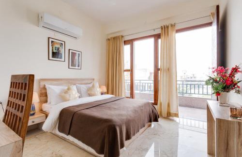 Gurugram Apartment | Hostie Eva - 2BHK Apartments near Artemis, Medanta, Fortis hospitals