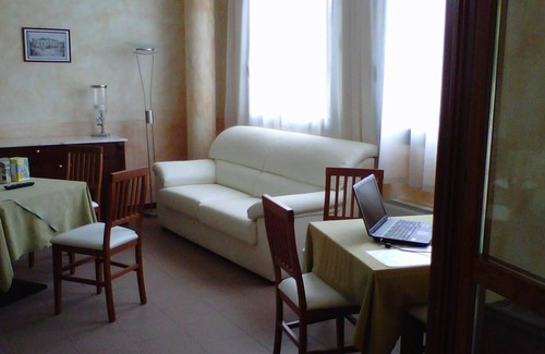 Ostiglia Hotel | Hostiliae Ciminiera Hotel