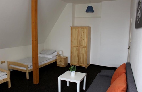 Petrkovice House | Hostinec a Penzion Staré Nádraží