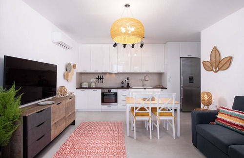 Xilokeratidi Apartment | Hosting Moments Flat with Private Mini Pool