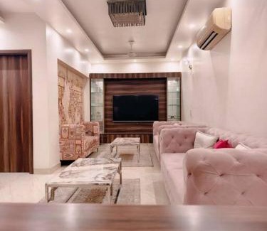 Nehru Place Apartment | HostMyStay-3BHk ! Gk1 - RBlck!